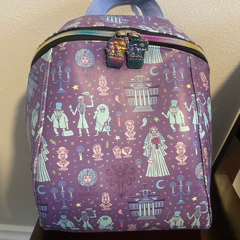 Sold💥Haunted mansion glow in the dark mini backpack